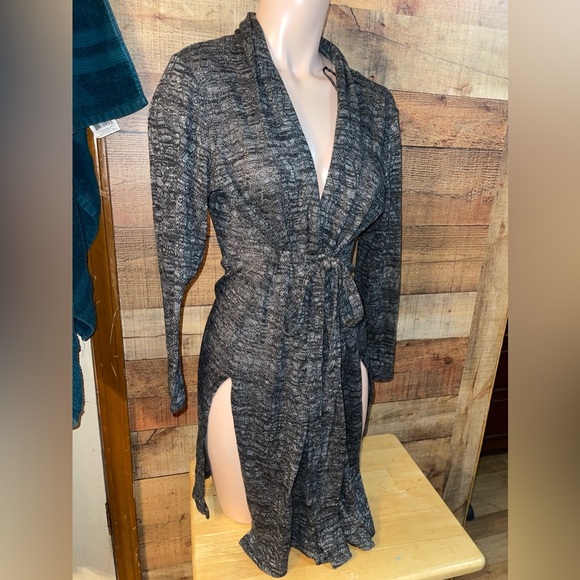 Nina Rossi slit side robe - Picture 2 of 6